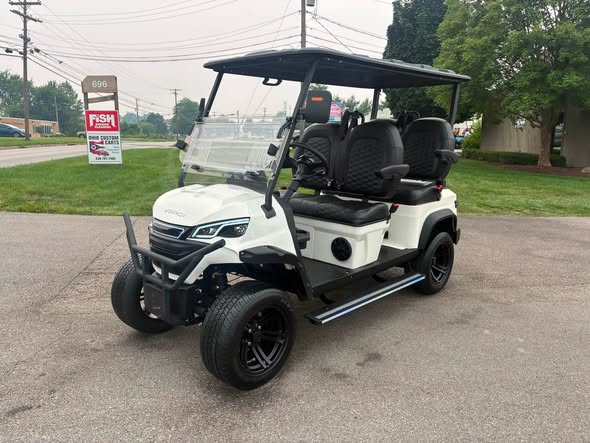 Best golf cart brands – 2026 Verdi Aspen F4 Lithium Golf Cart – White, Forward Facing