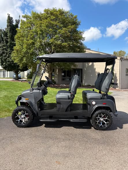 charcoal-2026-denago-rover-xl-lithium-5 charcoal gray Denago Rover XL full side profile showing four-passenger seating layout