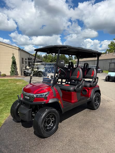 red-2026-icon-i40fx-lithium-1 red 2026 ICON i40FX lithium golf cart front angle view